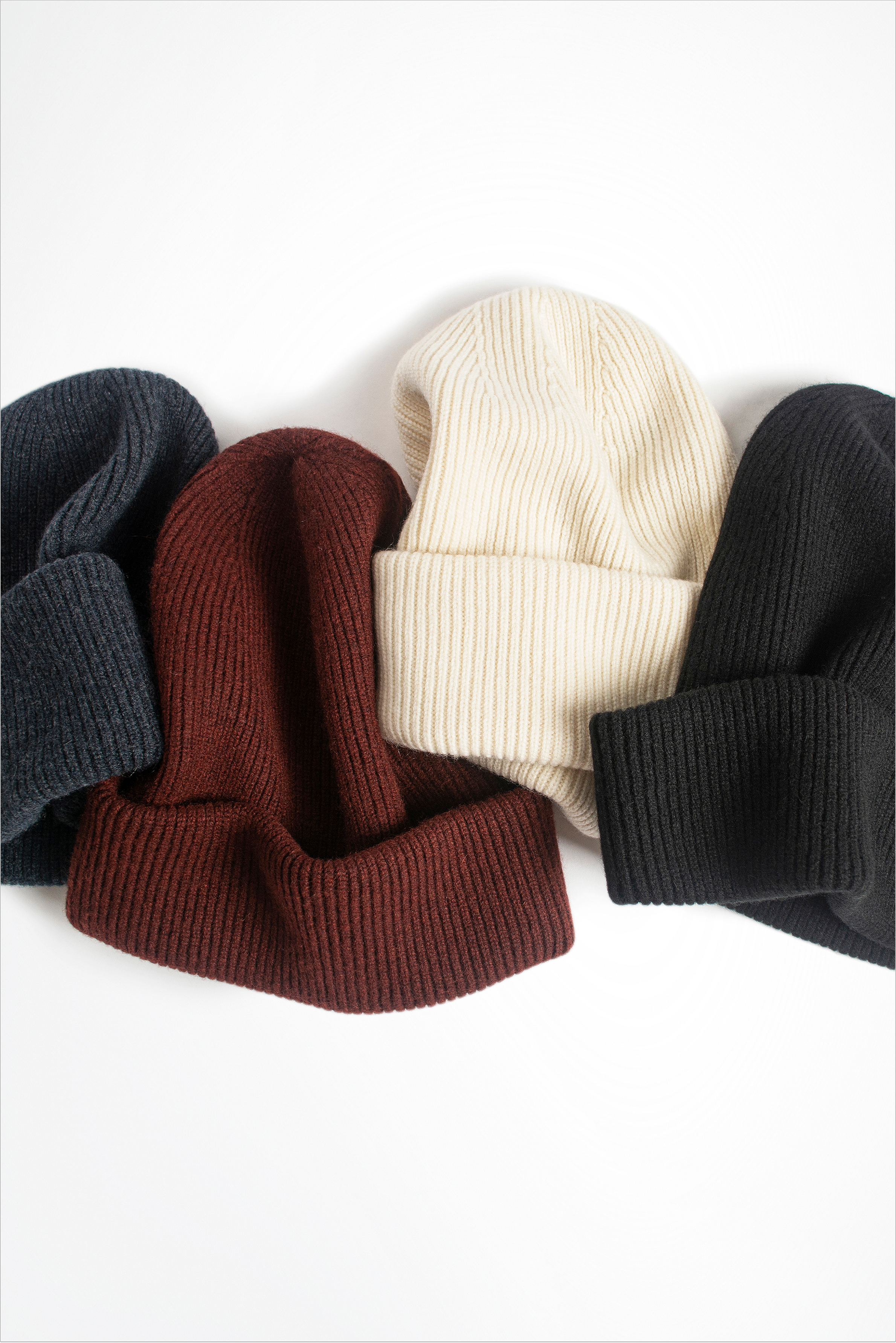 Tonot Cashmere Burgundy Beanie