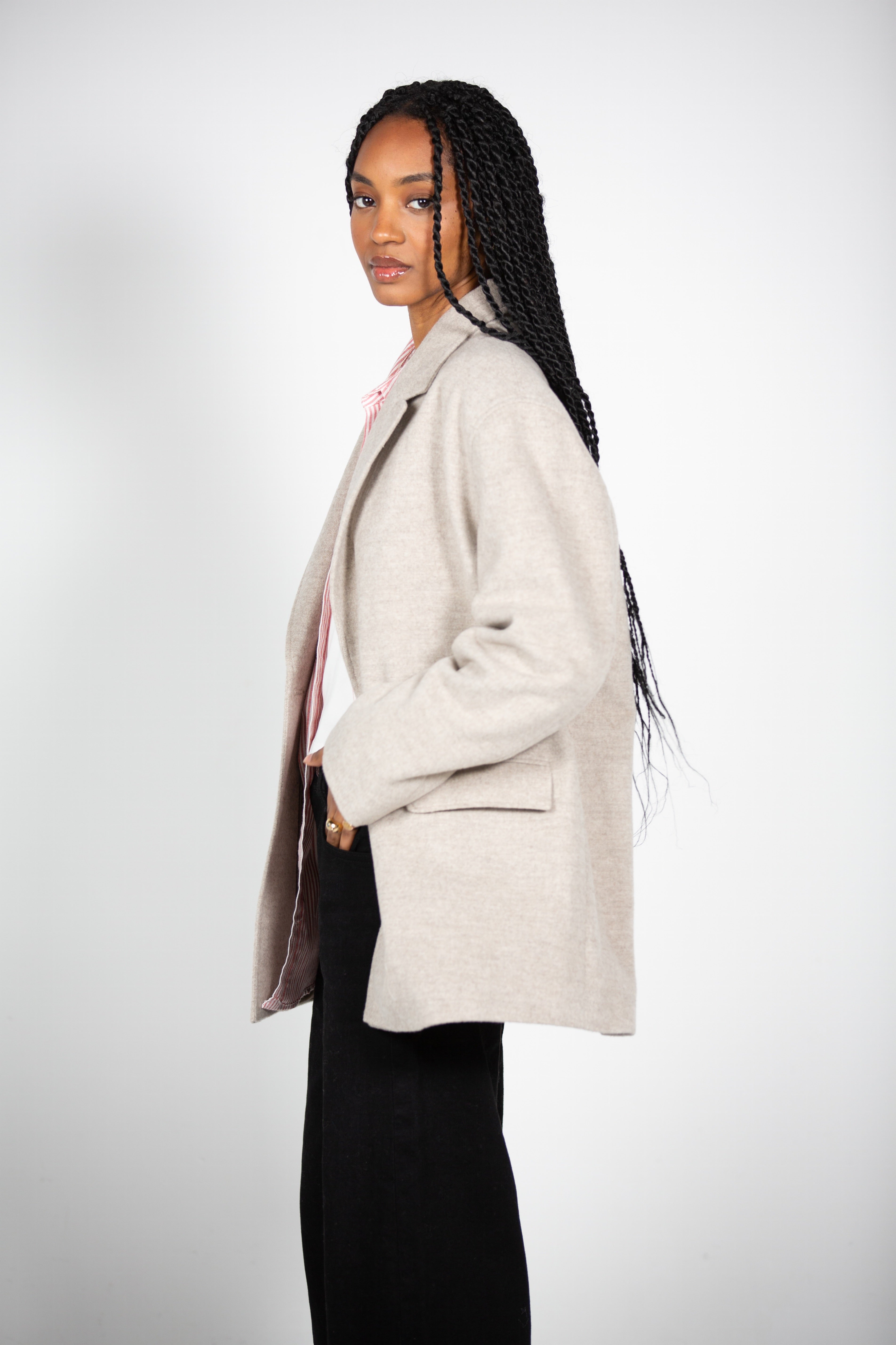 Noemi's Beige Blazer