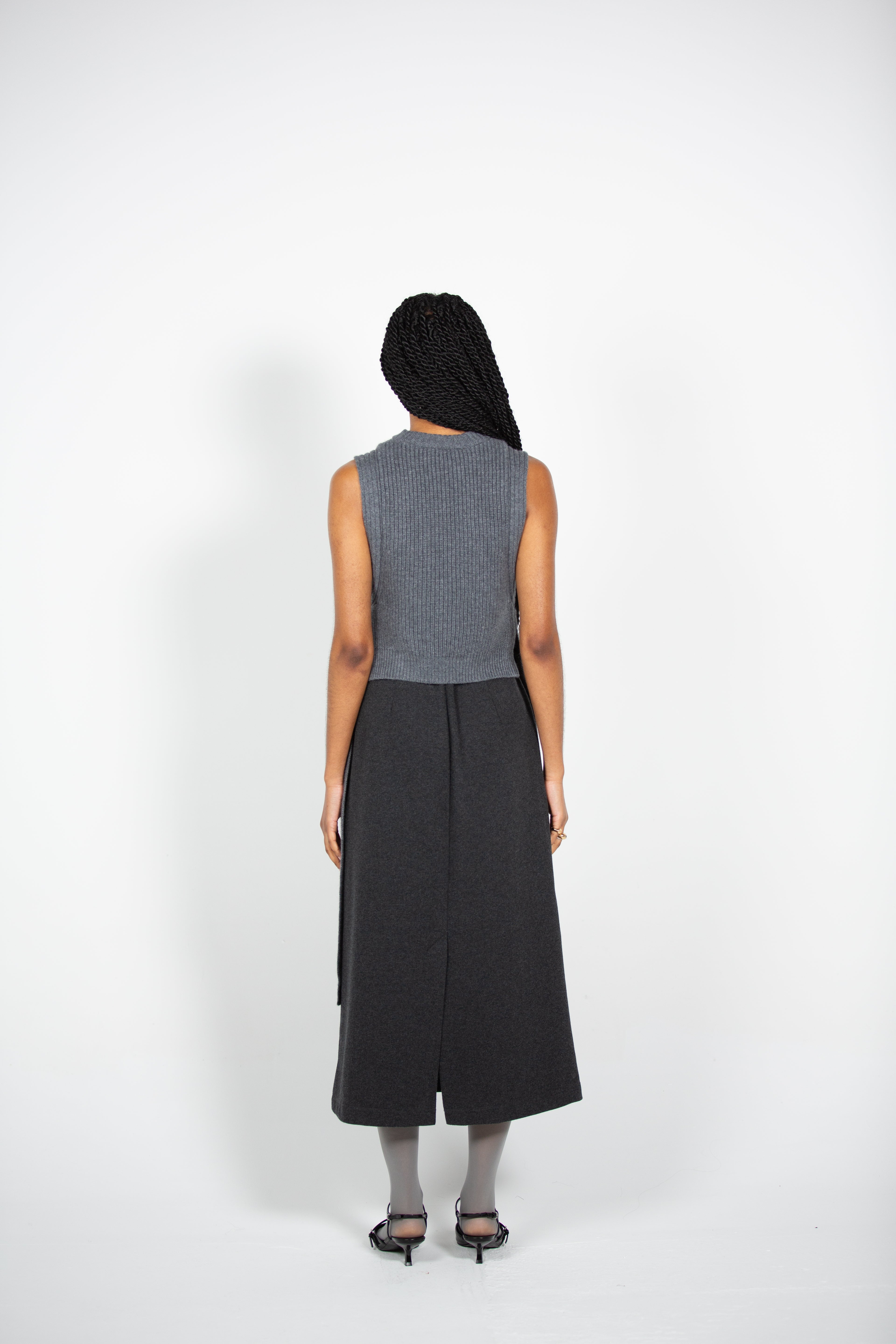 Tonot's Ribbed Sleeveless Knit Top