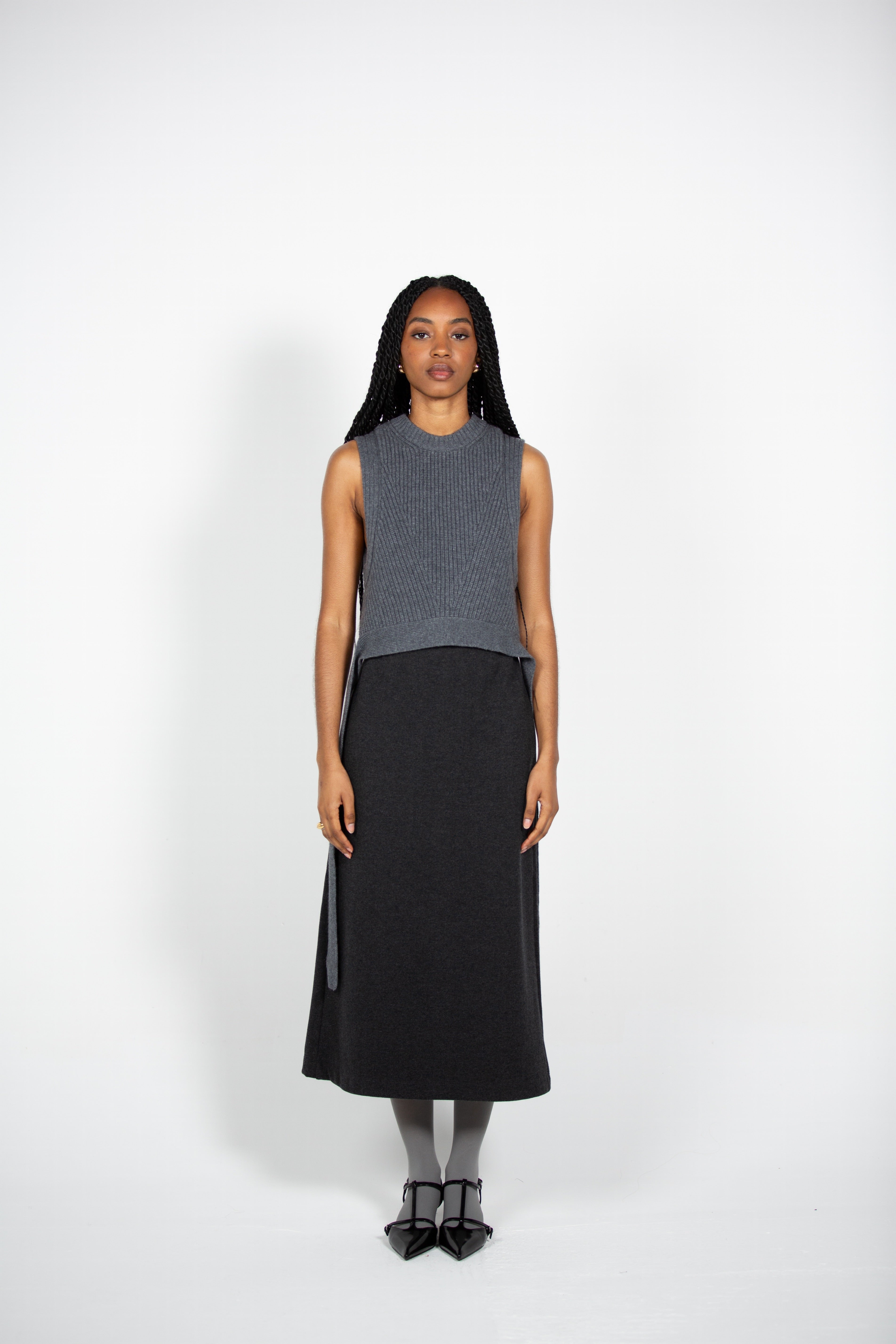 Tonot's Ribbed Sleeveless Knit Top