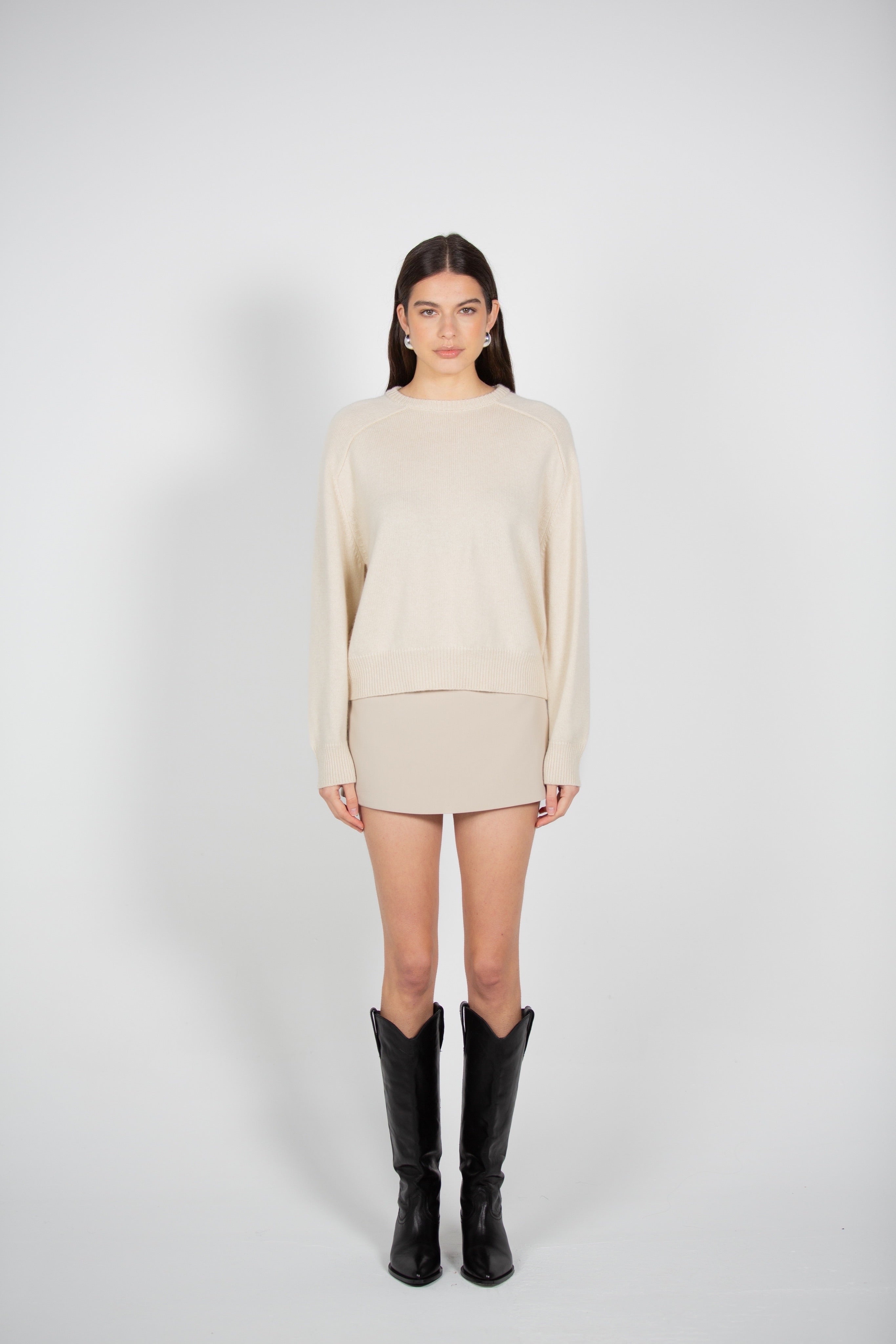 Tonot's Cream Lightweight Sweater