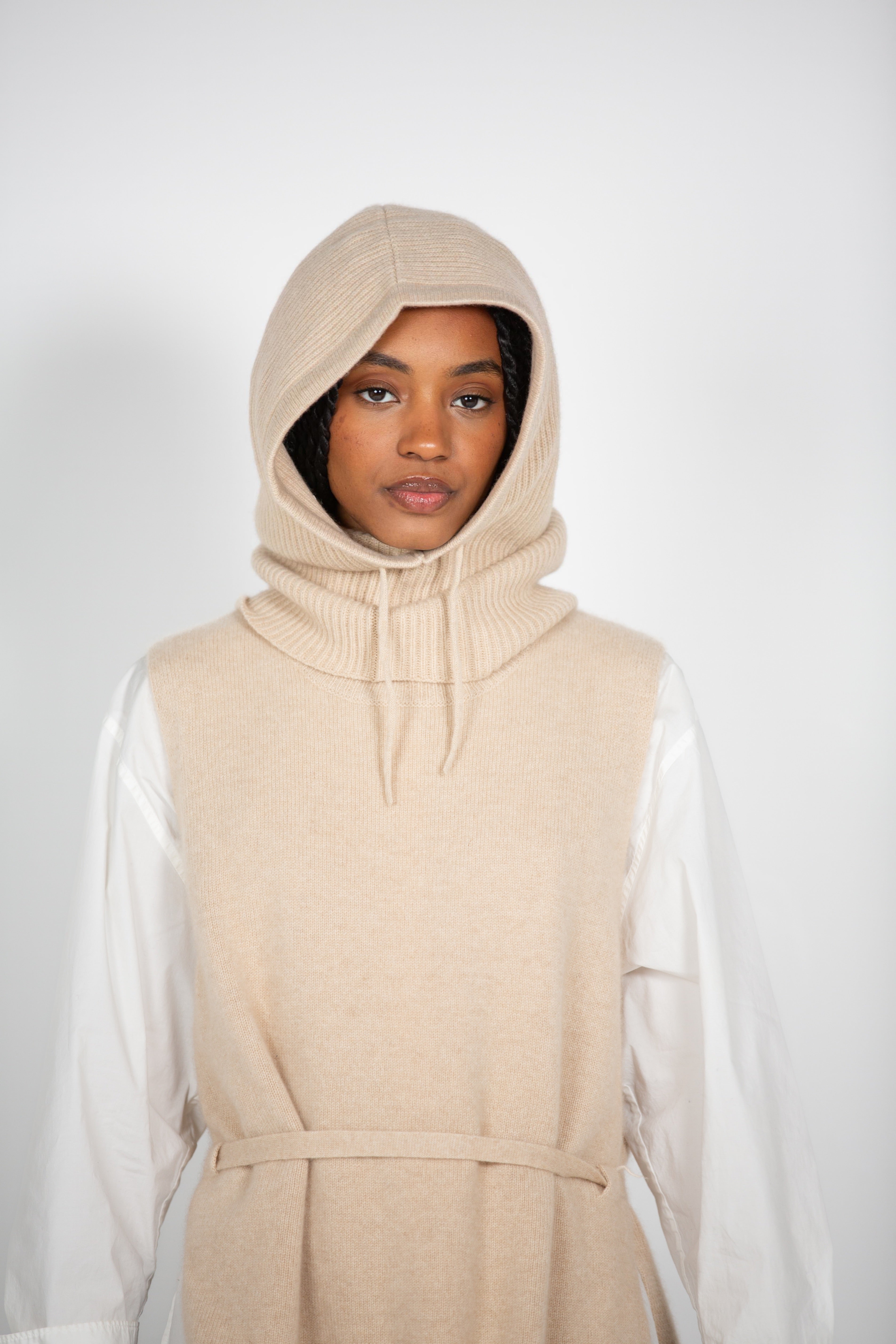 ST Cashmere's Hood Like Hat