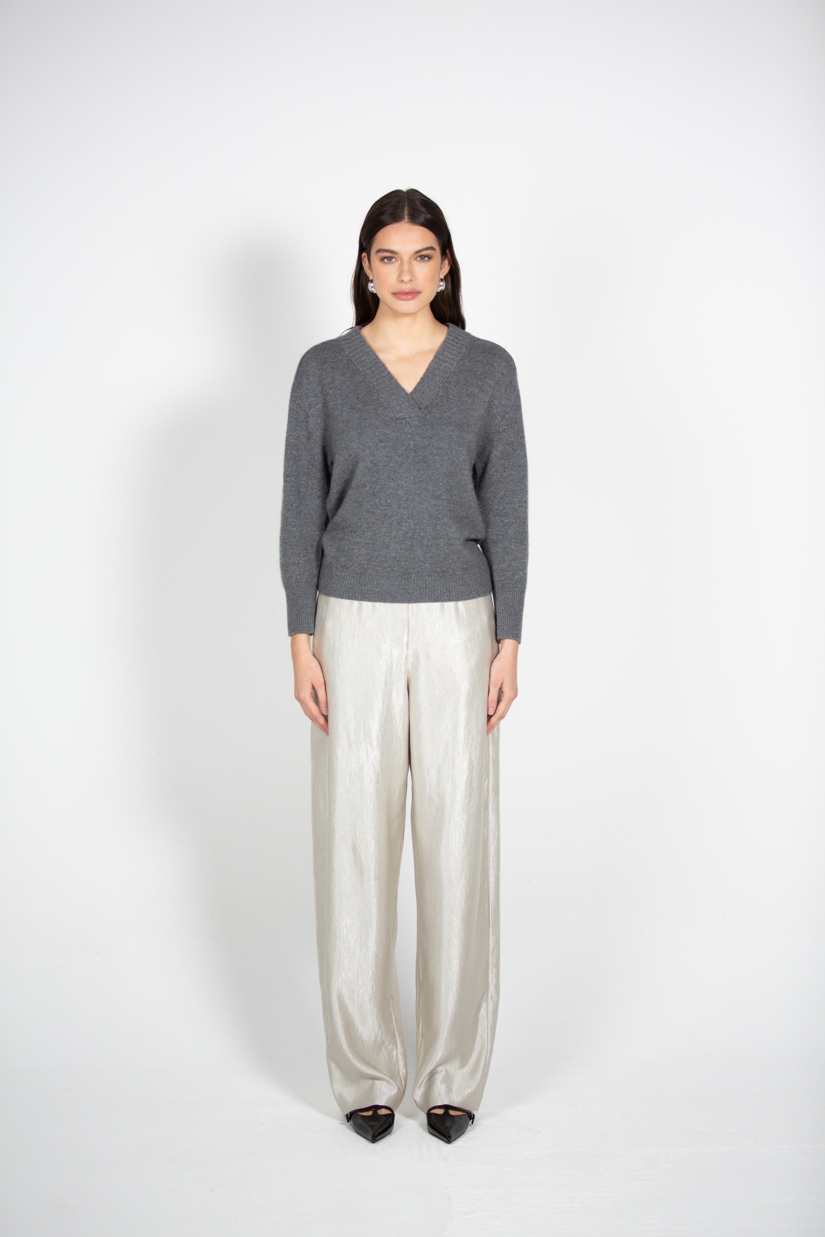 Noemi's V-Neck Jumper