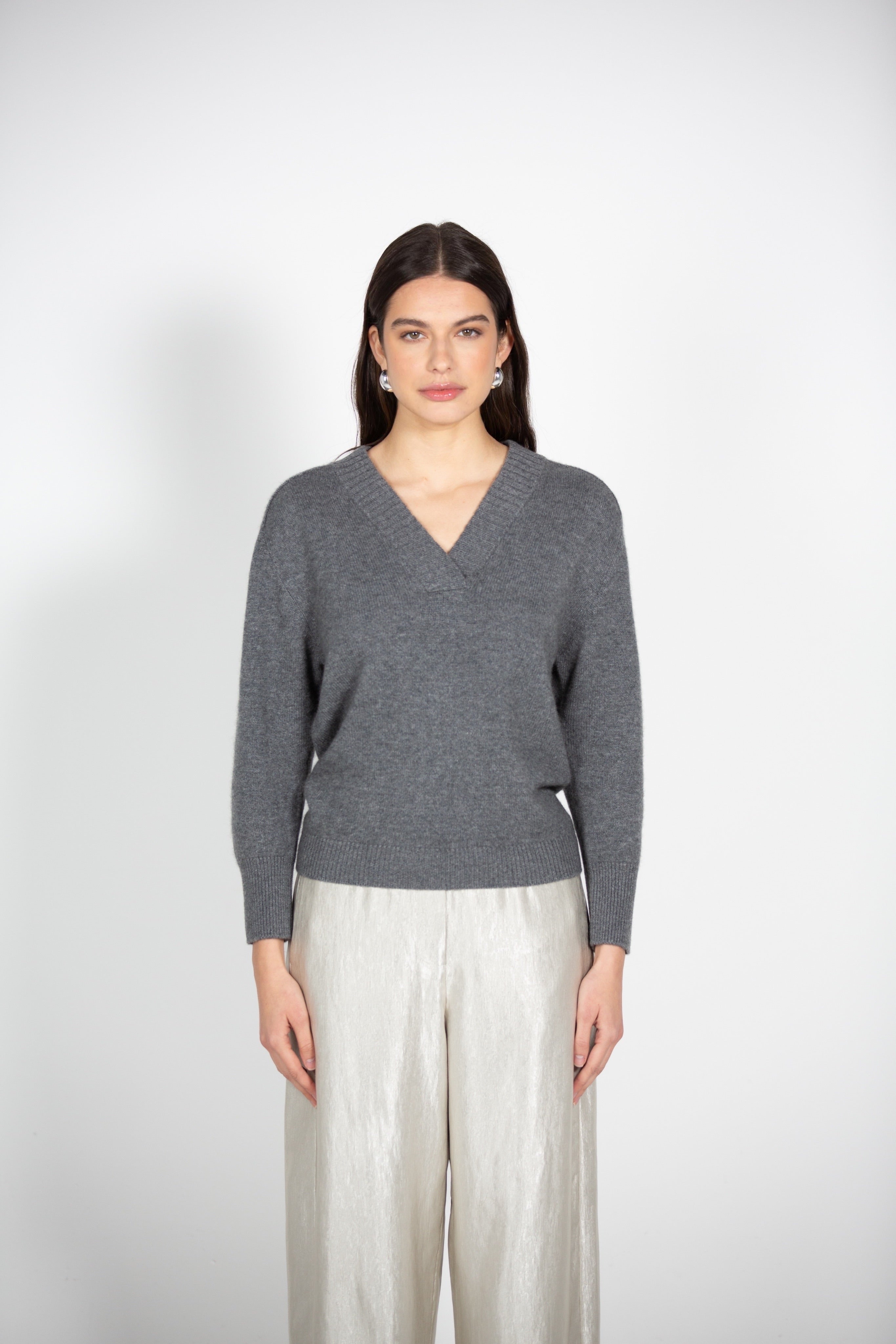 Noemi's V-Neck Jumper