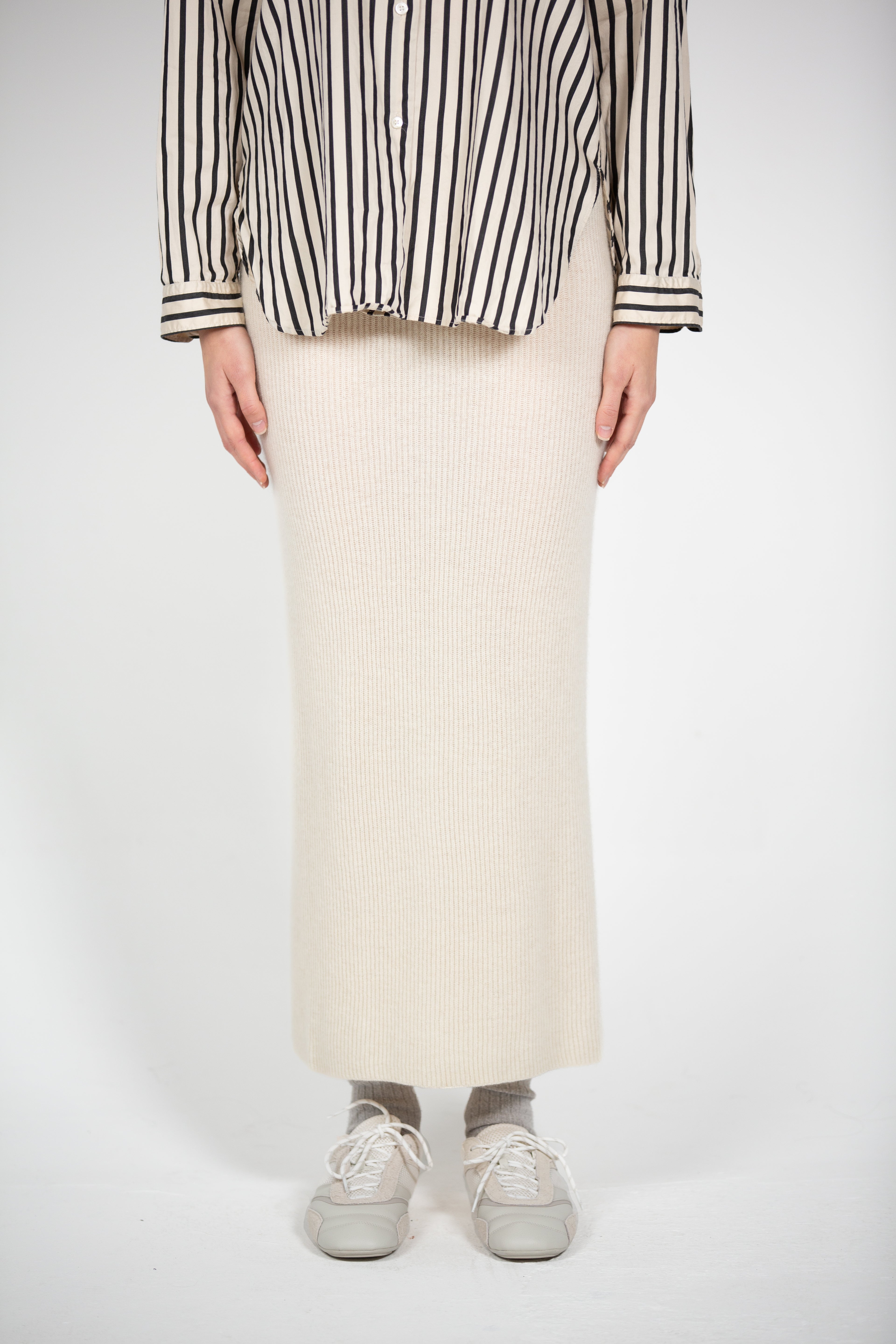 Tonot's Beige Maxi Skirt