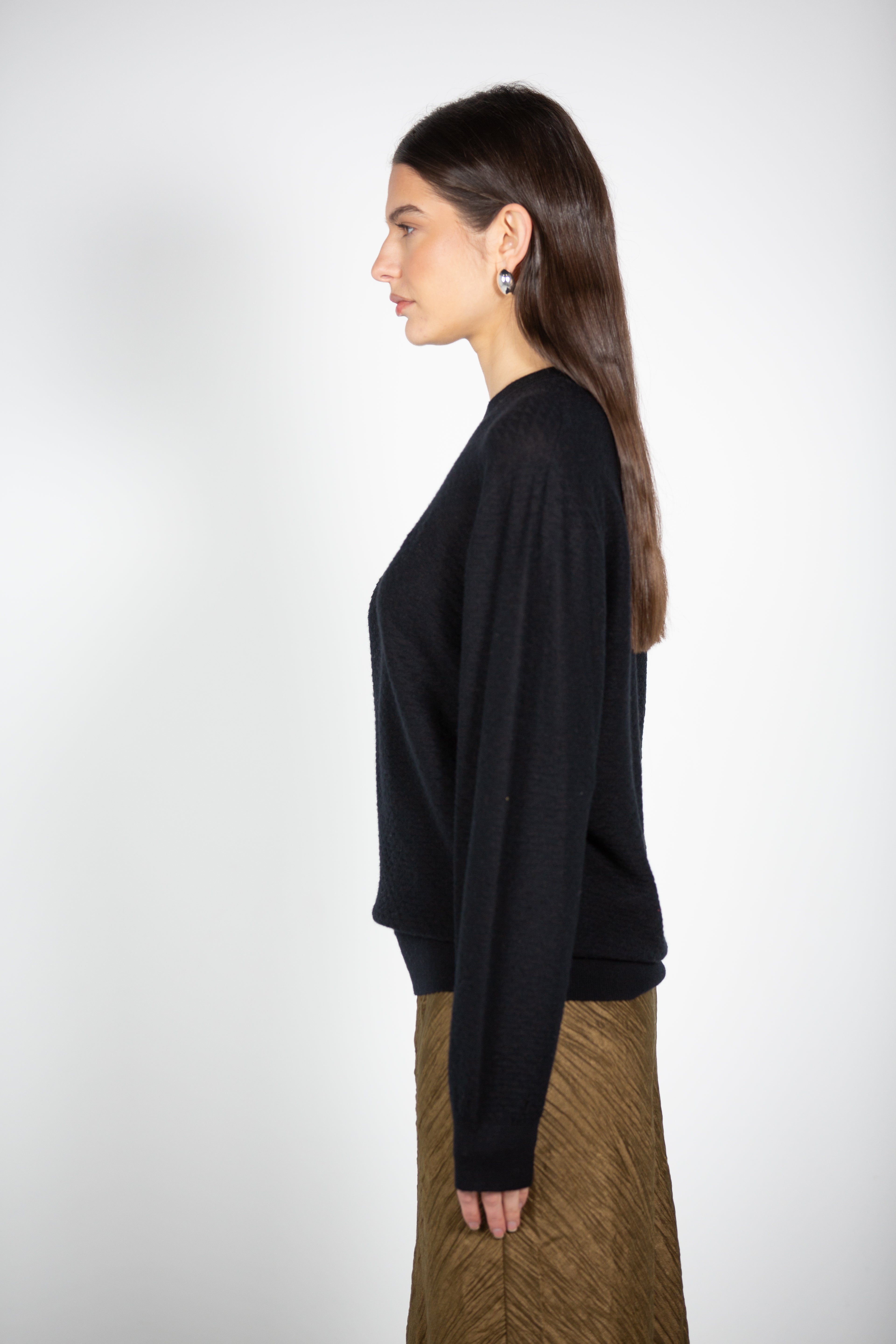 Buuvee's Classic Black Jumper